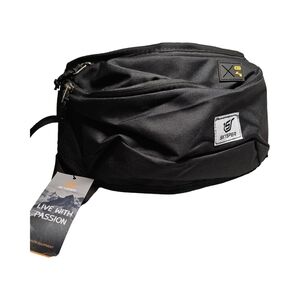 NWOT Sleek Skysper Black Belt Bag with RFID